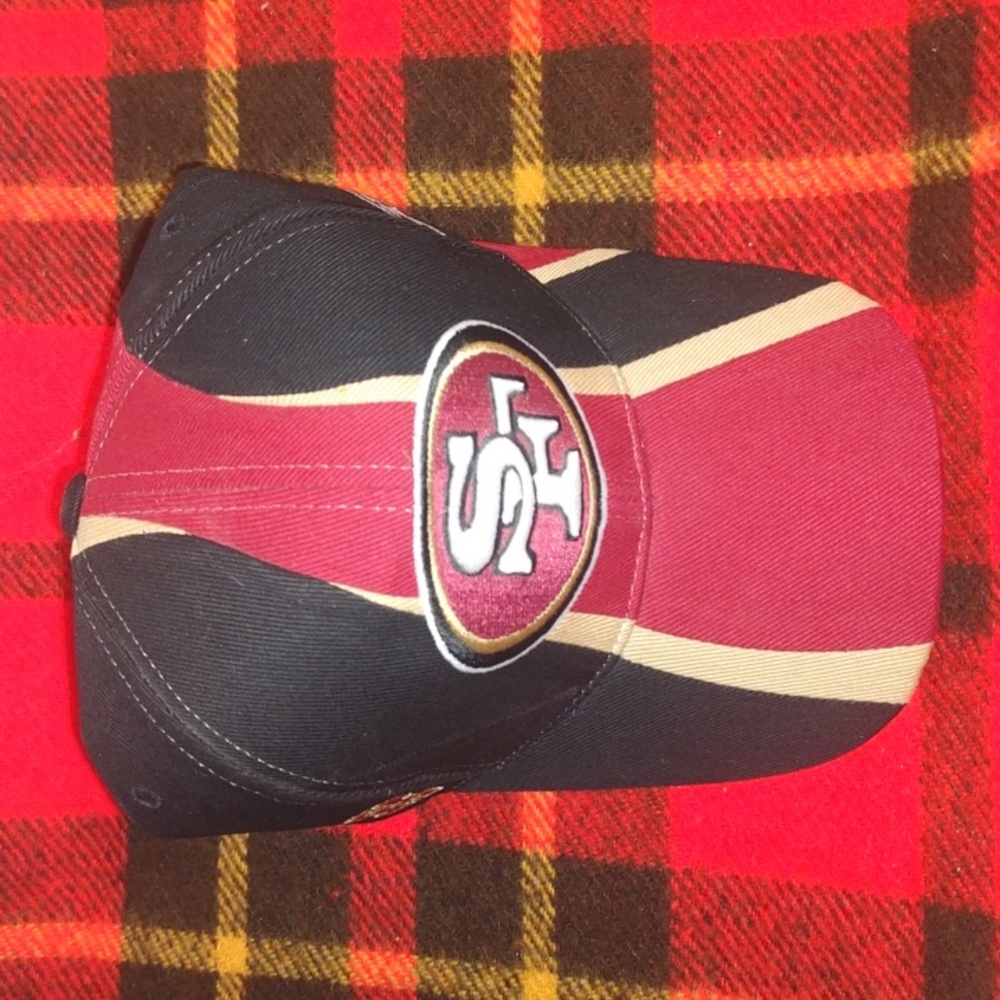 NFL Equipment Reebok San Francisco 49ers Embroidered On Field Hat New With Tag